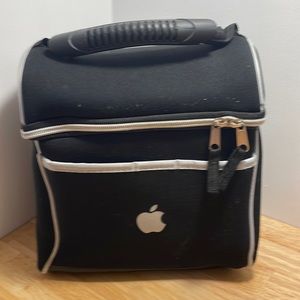 Apple Employee Insulated Lunch Bag